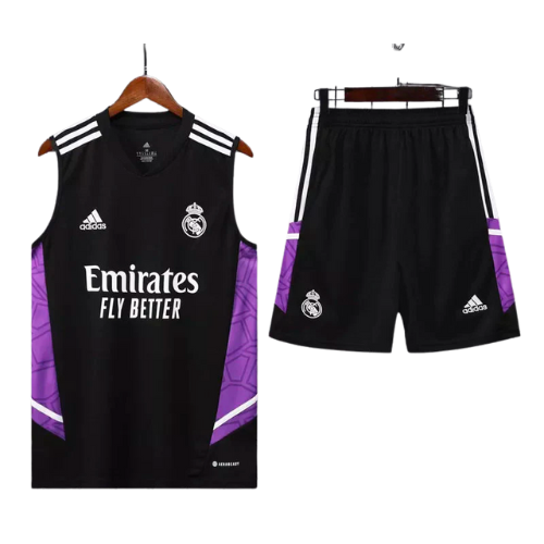 KIT MAGLIA NERA + PANTALONCINI REAL MADRID 2022/23